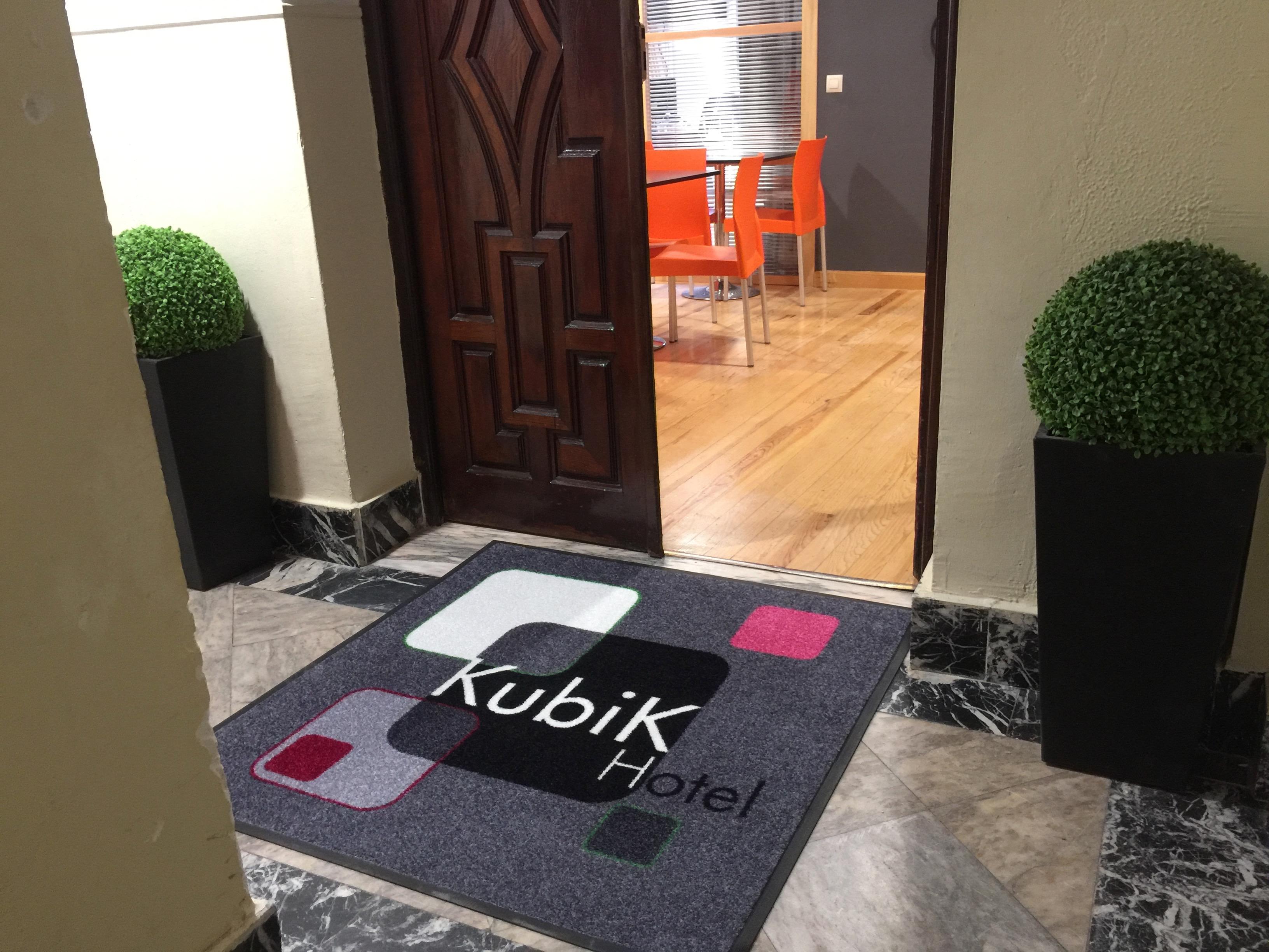 Kubik Hotel Caces Εξωτερικό φωτογραφία