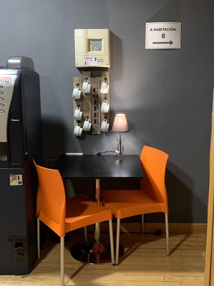 Kubik Hotel Caces Εξωτερικό φωτογραφία