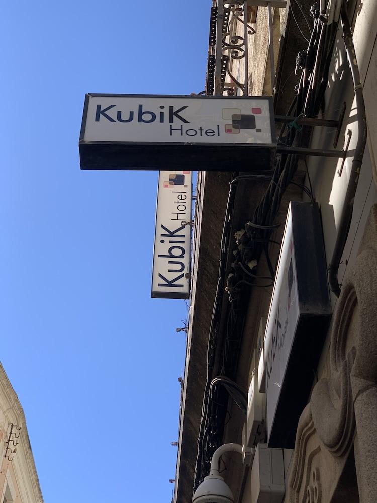 Kubik Hotel Caces Εξωτερικό φωτογραφία