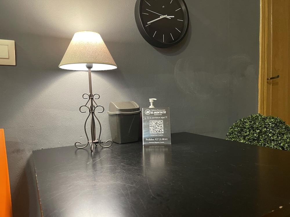 Kubik Hotel Caces Εξωτερικό φωτογραφία