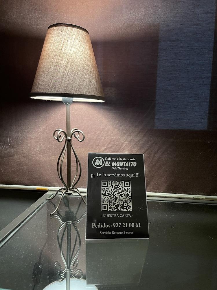 Kubik Hotel Caces Εξωτερικό φωτογραφία