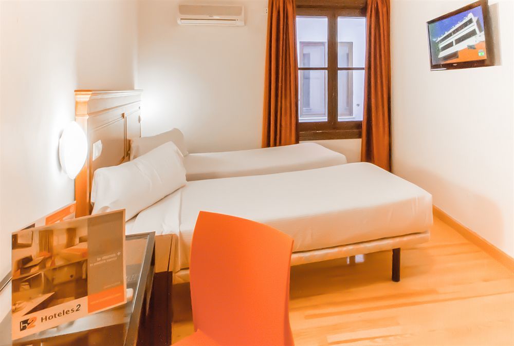 Kubik Hotel Caces Εξωτερικό φωτογραφία